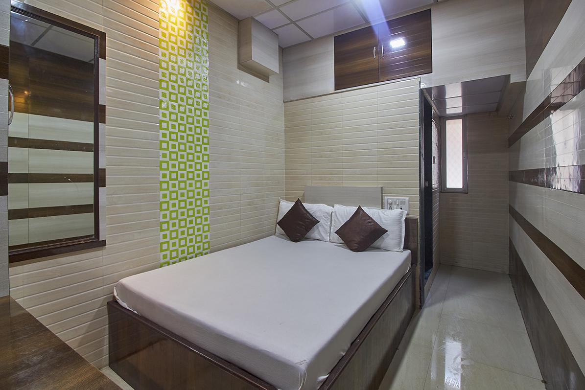 Plaza Guest House Βομβάη Εξωτερικό φωτογραφία